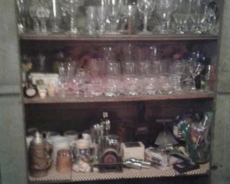 Barware and accessories