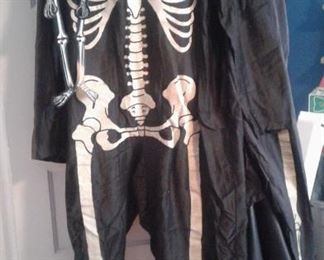 VINTAGE SKELETON COSTUMES WITH GAUZE MASKS