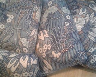 GREAT PILLOWS-LIKE NEW