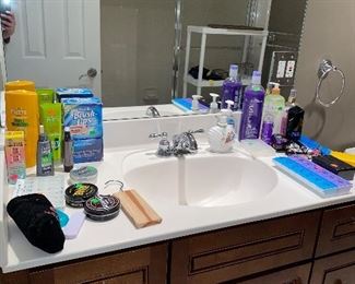 BATH AND BEAUTY PRODUCTS