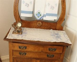 Antique oak dry sink