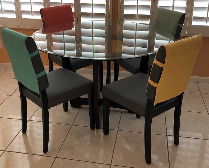 Glass Top Dining Table & 4 Chairs w Removable Covers