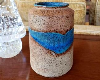 Charles Counts pottery vase