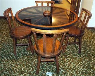 Solid Wood Wagon Wheel Dinette Table With Glass Top, 29.5" x 42" Round And 4 Matching Chairs, 31 " Tall