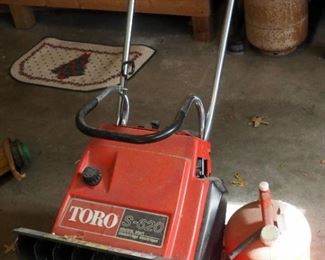Toro Gas Powered Snow Blower With Electric Start Model #S-620 Includes 2.5 Gallon Fuel Can