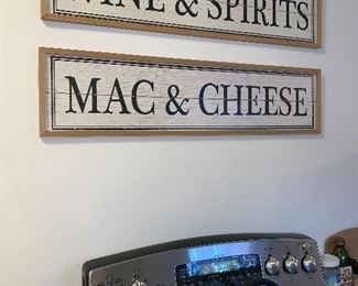 WALL DECOR FOR THE KITCHEN.  YUM!
