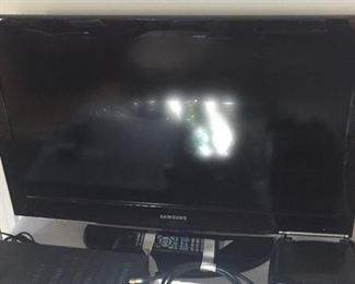 32 Inch Samsung TV, works