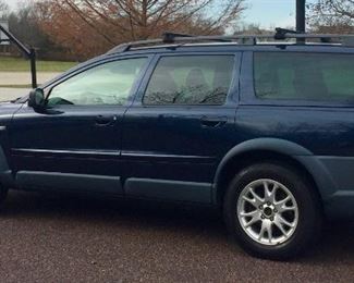 Volvo XC70, All Wheel Drive, 134,000 miles. Very Clean, runs great