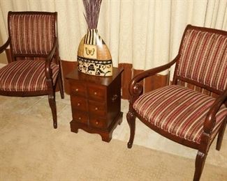 Pair of arm chairs, brown and red stripe upholstery, and Pennsylvania House accent table