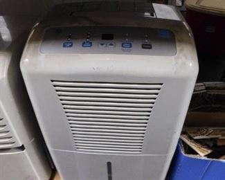 GE Model# AHR65LMG1 65 pint white humidifier