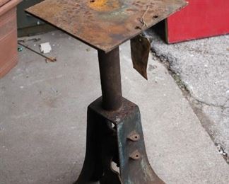 Auto Shop Stand $50