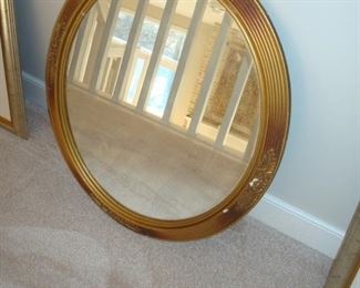 Vintage gilt framed mirror.