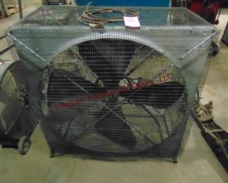 18" fan in cage (WORKS)