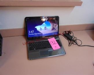 Dell laptop NO BATTERY Locked - NO PASSWORD