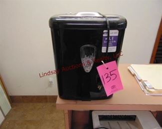 Ativa LD100 paper shredder