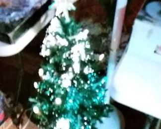 Fiber Optic Christmas Tree "Small But, Bright!"