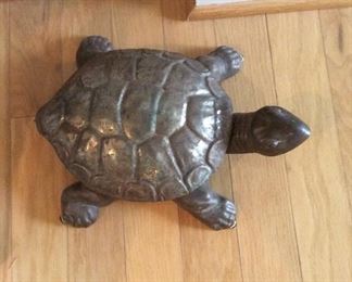 turtle spitton