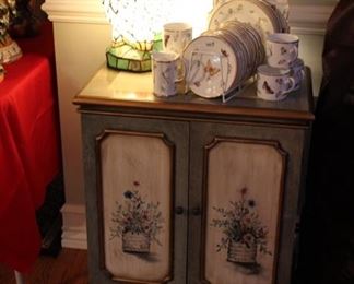 Paint decorated cabinet & rooster lamp, Godinger dishes