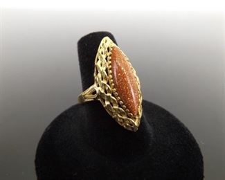 14k Yellow Gold Goldstone Cabochon Ring Size 7.5
