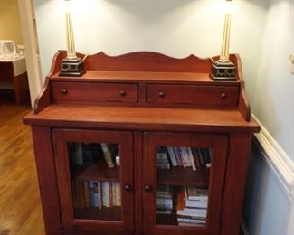 Side Board 19x42x47. Lamps 26" tall