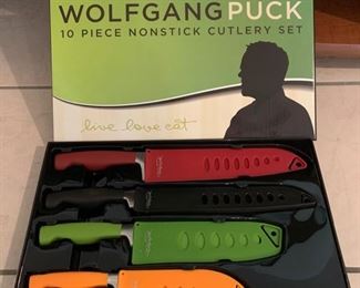 Brand new Wolfgang puck 10 piece nonstick cutlery set