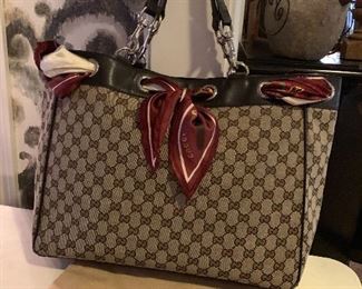 Gucci Bag knock off
$25