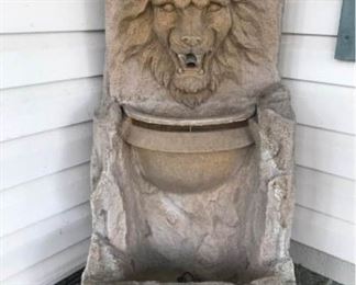Fountain With A Roar https://ctbids.com/#!/description/share/288185