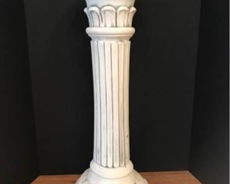 White Pedestal https://ctbids.com/#!/description/share/288033