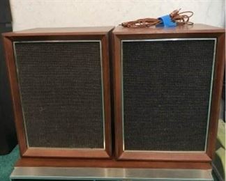 Panasonic FM/AM + 8 Track https://ctbids.com/#!/description/share/288051