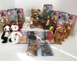 Around The World With Beanies https://ctbids.com/#!/description/share/288059