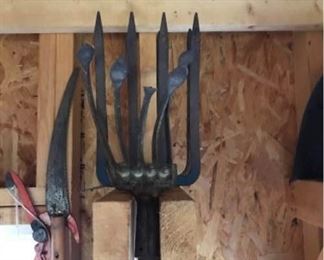 Pitchforks/Hoes https://ctbids.com/#!/description/share/288091