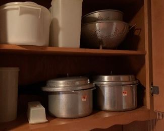 Cooking pots and tupperware