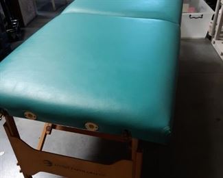 Living Earth Crafts deluxe massage table