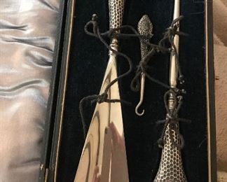 shoehorn