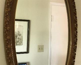 mirroroval