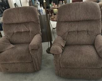 reclinerpairfront