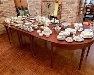 #4 - Antique Federal Style 3-Section Banquet Table