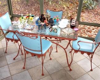 #59 - Woodard "Chatelaine" Table / Chairs Set