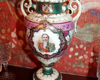 #62 - Nippon Portrait Urn