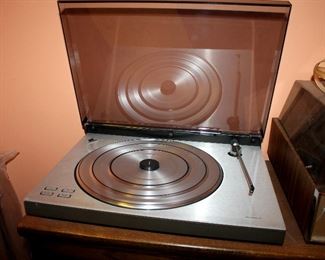 #64 - Bang & Olufsen Beogram RX Turntable