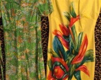 1970s Novelty print 40s does 70s cute dress and hand painted print 60s dress
