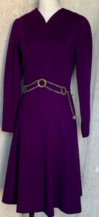 Beautiful 1970s Wool Dress with Chain-belt