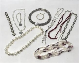 104 Sterling and Costume Jewelry https://ctbids.com/#!/description/share/288520