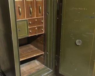 198 Antique Cary Safe Interiormin