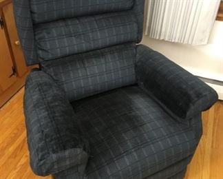198 Blue Reclinermin