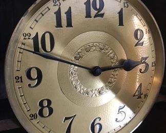 198 Clock Face Closemin
