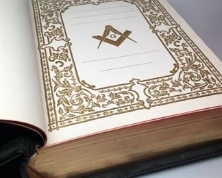 198 Masons Bible Detailmin
