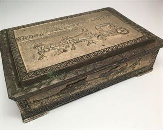 198 Vintage Carriage Boxmin