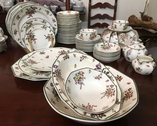 198 Royal Doulton China Setmin