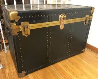 198 Vintage Trunkmin